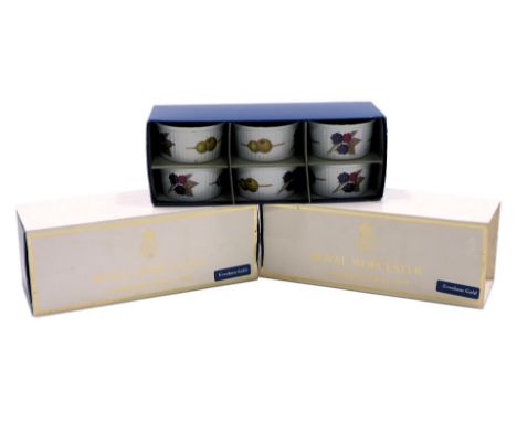 Twelve Royal Worcester Evesham Gold pattern ramekins, small size, in two boxes.