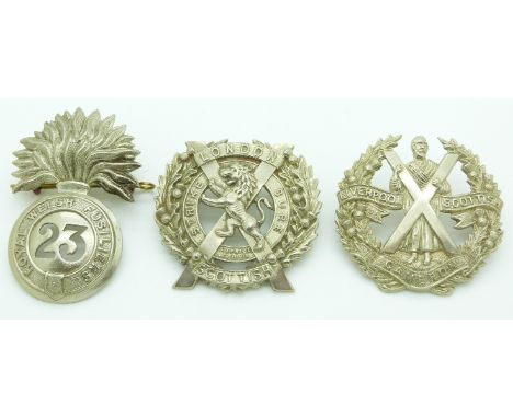 British Army London Scottish Regiment, Liverpool Scottish Regiment metal badges together with a 23rd Regiment of Foot (Royal 
