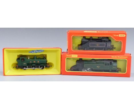 Three Tri-ang Hornby 00 gauge model railway locomotives Class 3MT Tank R.59S, GWR 0-6-0 PT R.51S and Class 3F 0-6-0 R.52S, al
