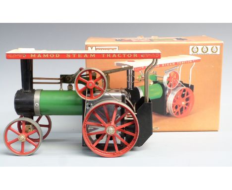 Mamod TE1a live steam tractor, in original box.&nbsp;