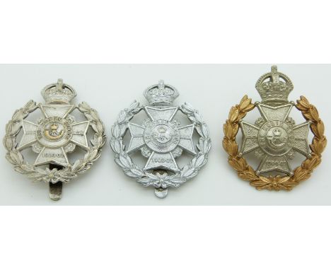 Three British Army Sherwood Rangers (Robin Hood's) metal cap badges including a bi-metal example