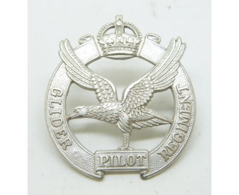 British Army Glider Pilot Regiment white metal cap badge marked '925 fine'
