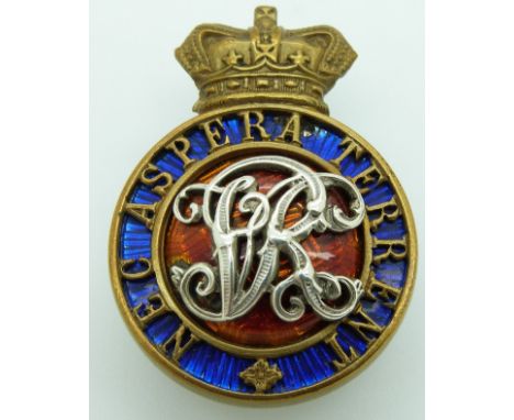 British Army Royal Military College cadet's pre 1901 Victoria crown gilt and enamel cap badge