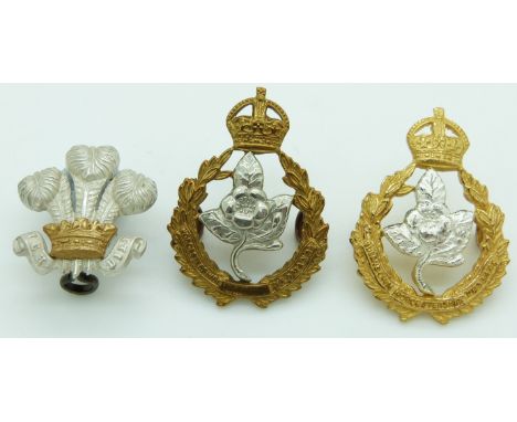 British Army Worcestershire Hussars gilt collar badges together with a Cheshire Yeomanry example, one by Gaunt