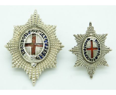 British Army Coldstream Guards Officer's field cap silver badge marked JRG&amp;S Sterling to reverse together with a metal ca