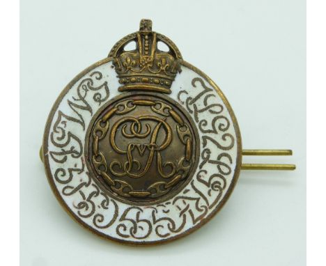 British Army Household Brigade Official Cadet Battalion enamelled cap badge