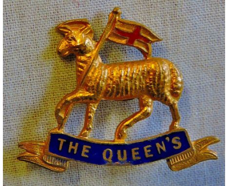 British WWI Queen's (Royal West Surrey) Regiment, Pre 1920's, gilt and enamel.