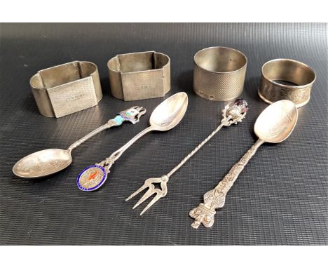 PAIR OF GEORGE V SILVER NAPKIN RINGSwith engine turned decoration, Birmingham 1931, two other napkin rings, Sheffield 1920 an