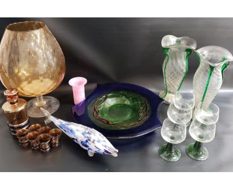 MIXED LOT OF GLASSWAREincluding five green stem wine glasses, six smoked glass and gold hooped liqueur glasses and decanter, 