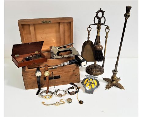 MIXED LOT OF COLLECTABLESincluding a small brass companion set, thistle finial fire poker, pine box, vintage AA car badge, 16