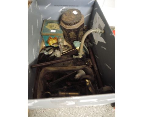 A box of various copper and brass fittings including stair carpet clips, gas lamp fittings and vintage tin boxes etc