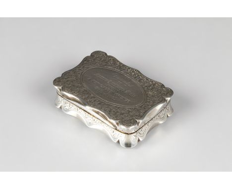 Victorian silver snuff box, hinged cover with presentation inscription dated 1892, chased foliate decoration. Assay marked Bi