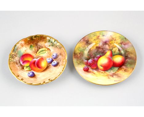 Royal Worcester trinket dish and a small plate, hand painted with fruit on a naturalistic background, plate signed Townsend, 