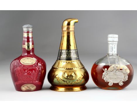 Three assorted boxed blended whisky including: Boxed 1 litre Whyte & Mackay Pot Still decanter Deluxe 12 year old blended Sco