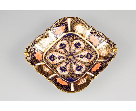 Royal Crown Derby cake plate, square form with two elongated pierced corners, raised on pierced bracket feet, Imari pattern, 