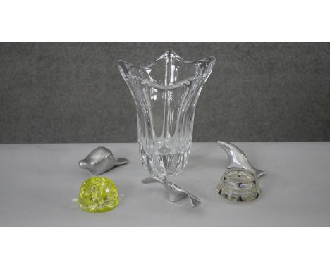 A collection of glass and other items. Including a large Daum crystal floral shaped vase, signed to the base, an Art Deco ena