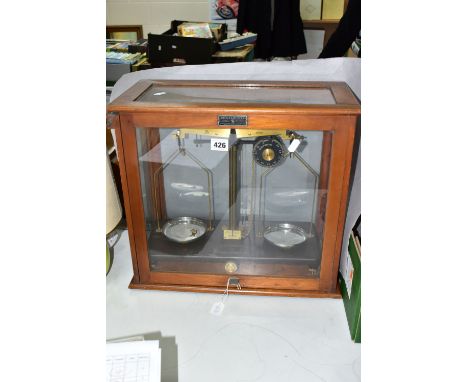 AN OAK CASED SET OF GRIFFIN &amp; TATLOCK LTD SCIENTIFIC SCALES, the Bakelite base marked with maker's name and 'Microid Chai