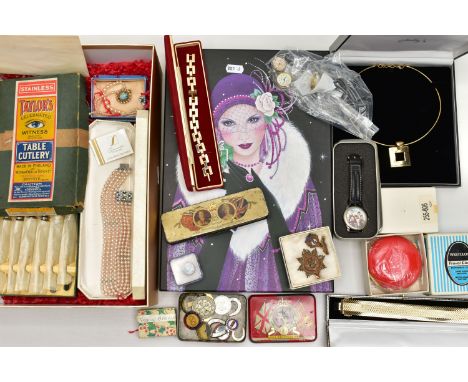 A BOX OF ASSORTED JEWELLERY ITEMS, to include imitation pearls, two yellow metal articulated bracelets, a boxed yellow metal 