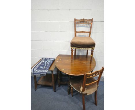 AN OAK BARLEY TWIST GATE LEG TABLE, two Edwardian chairs, a walnut occasional table, and a rug (5)