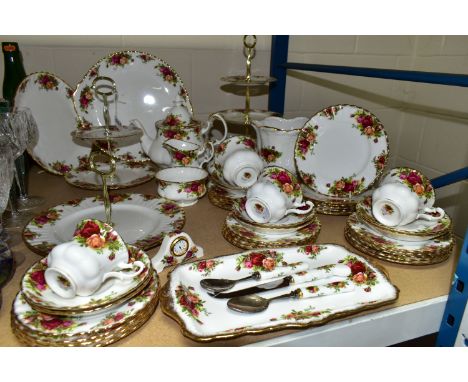 A GROUP OF ROYAL ALBERT 'OLD COUNTRY ROSES' PATTERN TEA WARES, comprising one rectangle sandwich plate (cracked), two spoons 