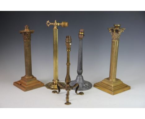 Two brass Corinthian column table lamps, tallest 35cm, with a fluted lamp, a Benson style lamp and one other lamp (5)