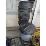 7x Plastic Bins