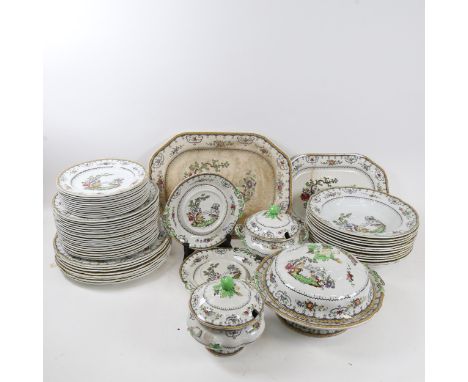 Spode Chelsea pattern dinner service, including soup, dinner and dessert plates 