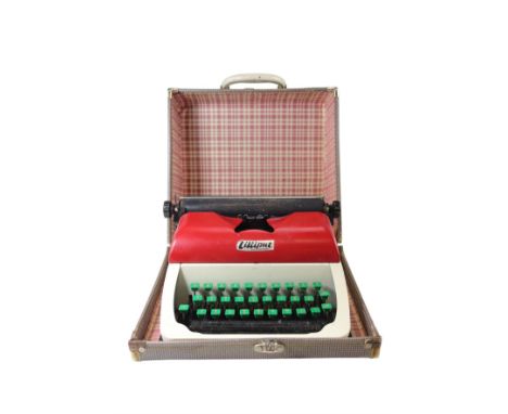 A cased Lilliput child's typewriter
