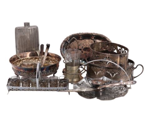 A quantity of electroplate including a hip flask, two caster spoons, etc 