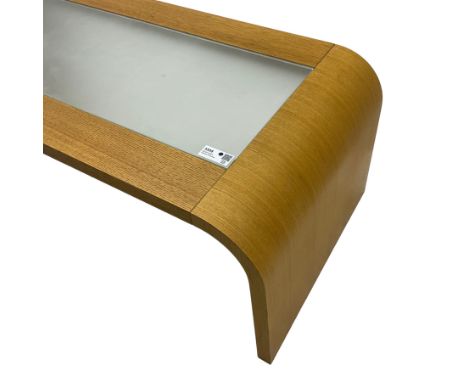 Light oak and glass coffee tableDimensions: Height:&nbsp;45cm&nbsp; Length/Width:&nbsp;123cm&nbsp; Depth/Diameter:&nbsp;60cm