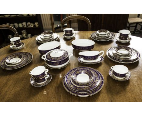 A Royal Worcester 'Sandringham' pattern nine settings dinner service