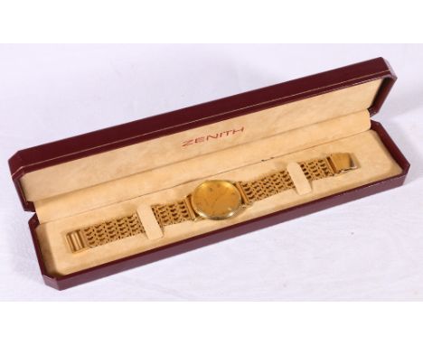 Gentleman's Zenith wristwatch with 9ct gold bezel and a gate link bracelet, 37.6g gross.