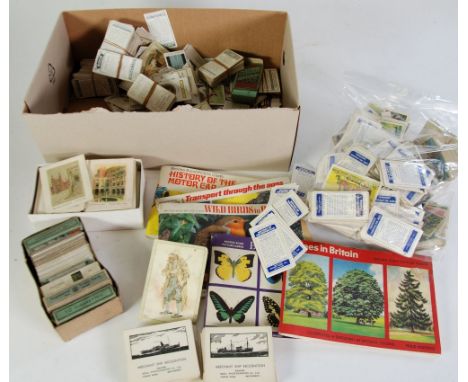 COLLECTION OF LOOSE CIGARETTE  AND COLLECTORS CARDS, mainly John Player and Wills, 'British Merchant Men silhouettes by the R