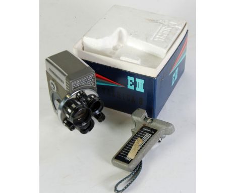 YASHICA 8-E III 8mm ROLL FILM CAMERA, BOXED 