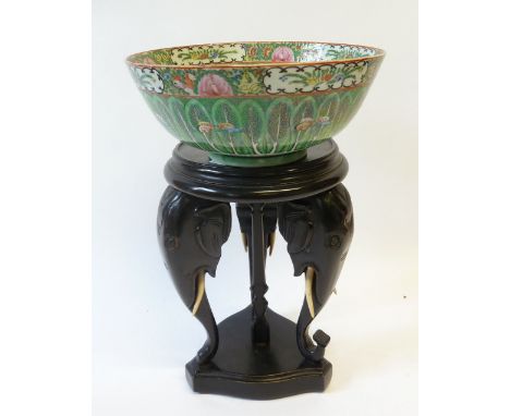 TWENTIETH CENTURY CHINESE FAMILLE VERT PORCELAIN BOWL, interior and exterior painted design of green leaves and butterflies b