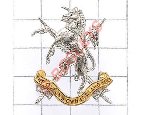 Scottish. Queen’s Own Lowland Yeomanry post 1956 Officer’s silvered and gilt cap badge. A fine die-cast example. Silvered Sco