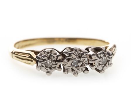 DIAMOND THREE STONE RING, with three single cut diamonds to larger illusion settings, marks worn, size K, 2.6g