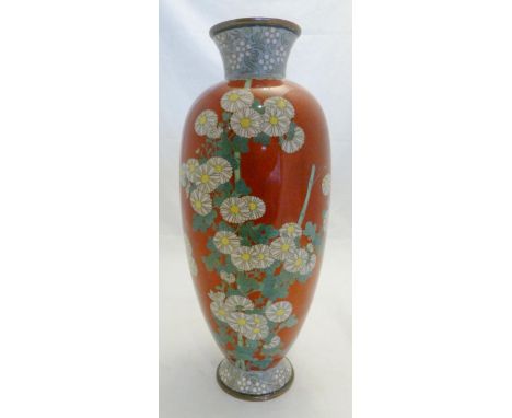 Japanese cloisonné flambe enamel gilt bronze vase, Taisho 1912 - 1925, decorated with chrysanthemums on bamboo stalks with le