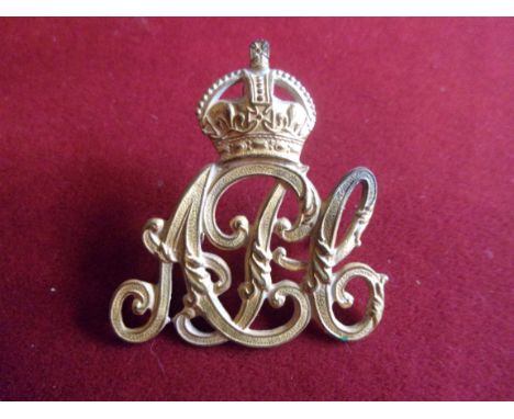 Royal Army Pay Corps Forage Officers Cap Badge (Gilt), two lugs as worn between 1902 to 1920. K&amp;K: 1035