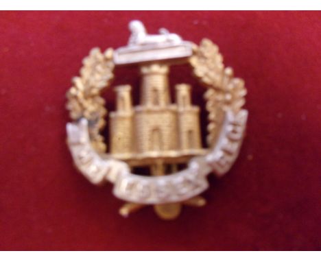 Essex Regiment 8thth Battalions WWI Territorial Cap Badge (Bi-metal), slider, second type. K&amp;K: 1739