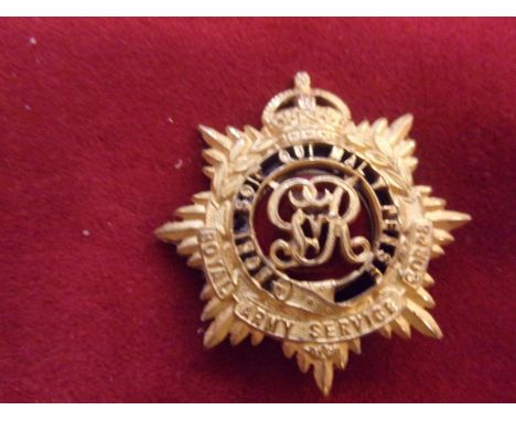 Royal Army Service Corps WWI Officers Forage Cap Badge (Gilt and enamel), tab fitting. K&amp;K: 991