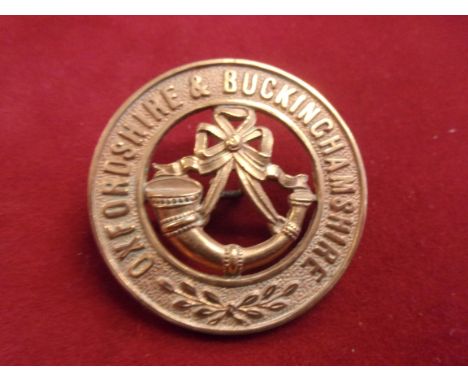 Oxfordshire and Buckinghamshire Light Infantry Helmet Plate Circlet (Gilding-metal), four lugs, second type with  'Oxfordshir
