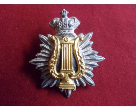 Army School of Music Victorian Cap Badge (Silver and Gilt), two lugs