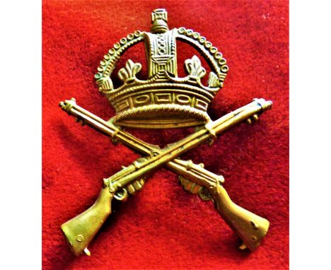 School of Musketry Forage Cap Badge (Gilding-metal), two lugs, issued between 1902-1919. K&amp;K: 1050.