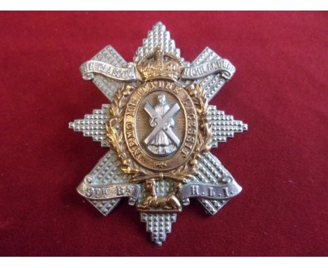 9th (Glasgow Highland) Battalion H.L.I. WWI Officers Glengarry Cap Badge (Bi-metal), two lugs, longer scroll. K&amp;K: 1752