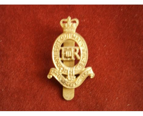 Royal Horse Artillery Cap Badge (Gilding-metal), slider. As above but with the cypher of EIIR. K&amp;K: 1934-Royal Horse Arti