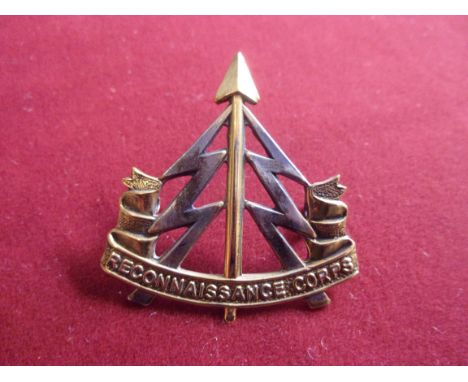 Reconnaissance Corps WWII Officers Cap Badge (Gilt and Silver-plate), two lugs. K&amp;K: 1925