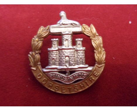 Dorsetshire Regiment 4th Battalion Territorial WWI Cap Badge (Bi-metal), two lugs. K&amp;K: 1734