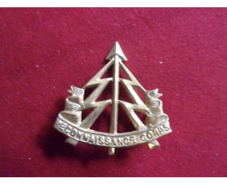 Reconnaissance Corps WWII Cap Badge (Gilding-metal), two lugs. K&amp;K: 1925