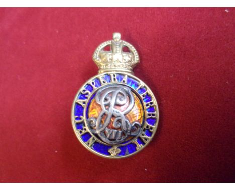Royal Military College Officer-Cadets' Edwardian Cap Badge (Silver, Gilt and Enamel), two lugs. K&amp;K: 1073